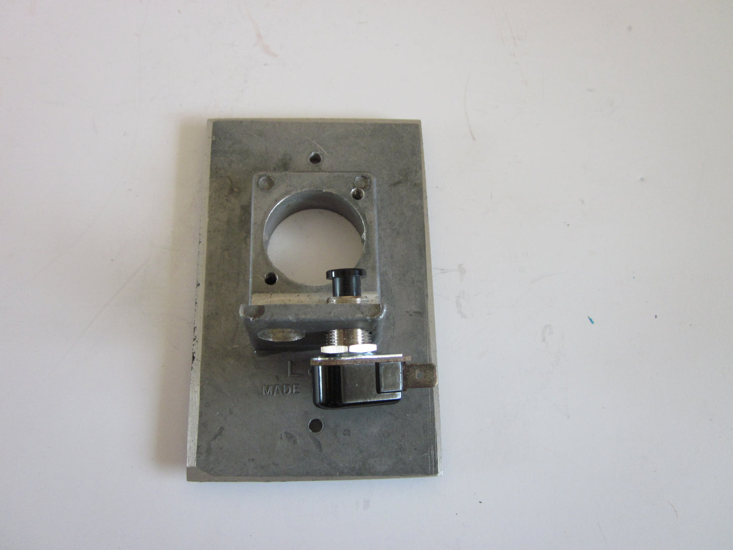 Single Gang Style Key Switch Access Control Plate